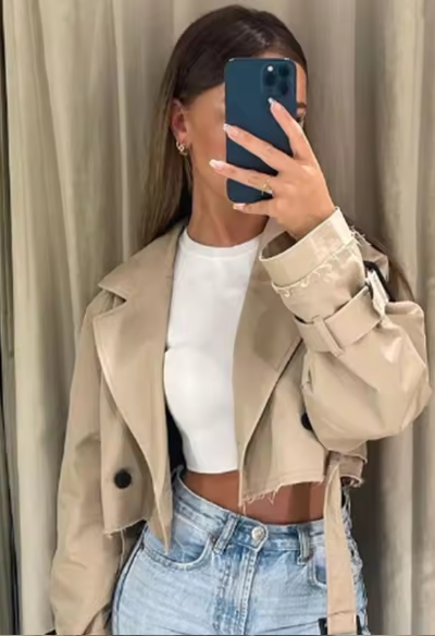 Trench Court Style Moderne